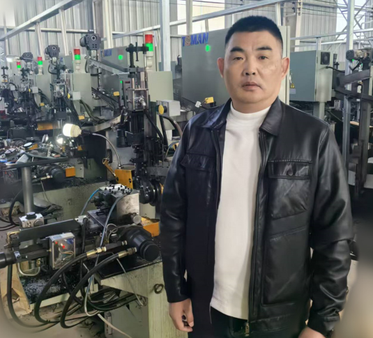 銷(xiāo)售標(biāo)兵的成長(zhǎng)之路|丁秋軍：讀懂客戶(hù)所需，勝過(guò)千言萬(wàn)語(yǔ)